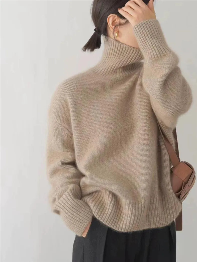 Nora | High Cashmere Collar